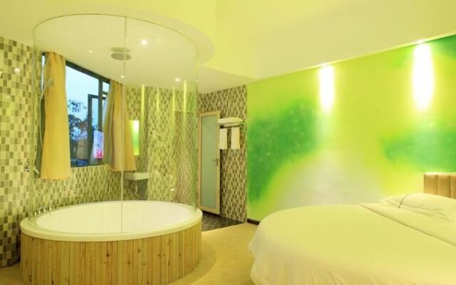 Kalai Theme Hotel