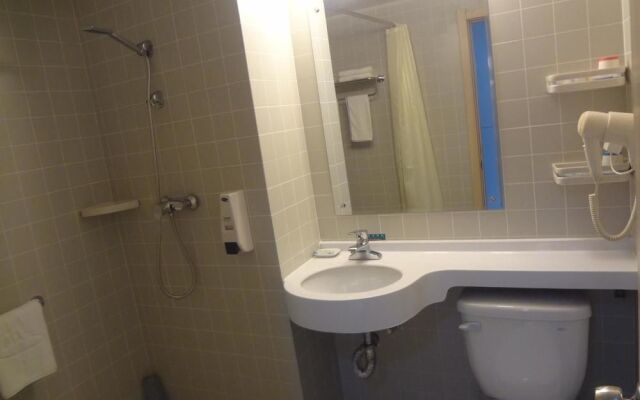 Haijin Business Hotel