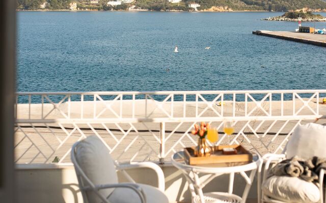 Casa Blue Sea View, Philian Collection