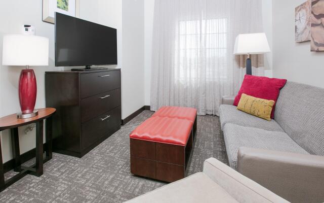 Staybridge Suites Plano - Richardson Area, an IHG Hotel