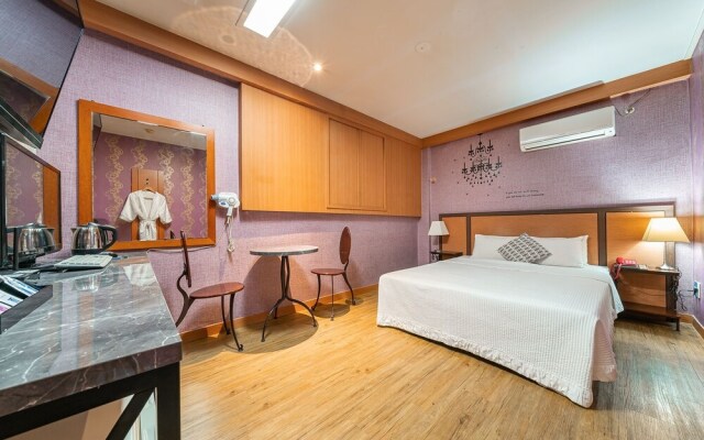 Oryu Bon Motel