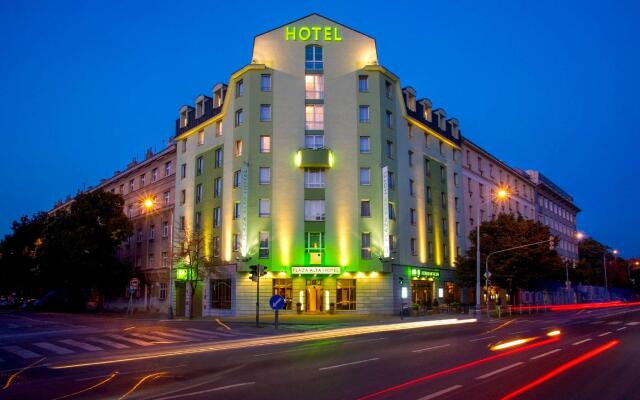 Plaza Prague Hotel - Czech Leading Hotels