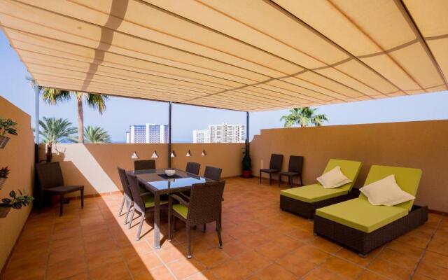 GO2TENERIFE Apart'Tera Solarium, Terraces, Swimming pools & Parking