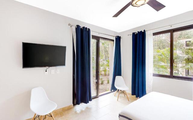 Ship Rudder G104 @ Lagunas