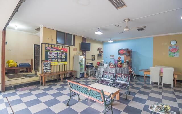 RedDoorz near Exit Toll Pasteur 3