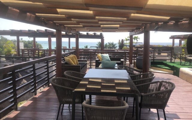 Aldea Thai penthouse 307 ocean view