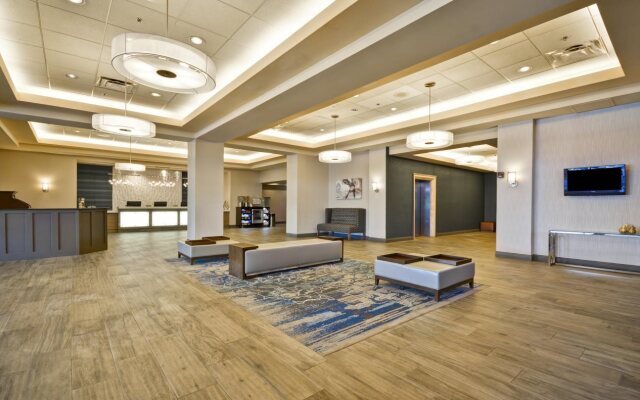 Crowne Plaza Tulsa - Southern Hills