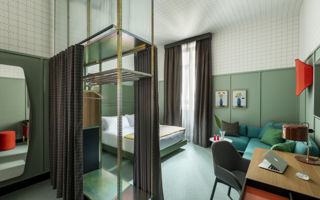 Room Mate Giulia Hotel