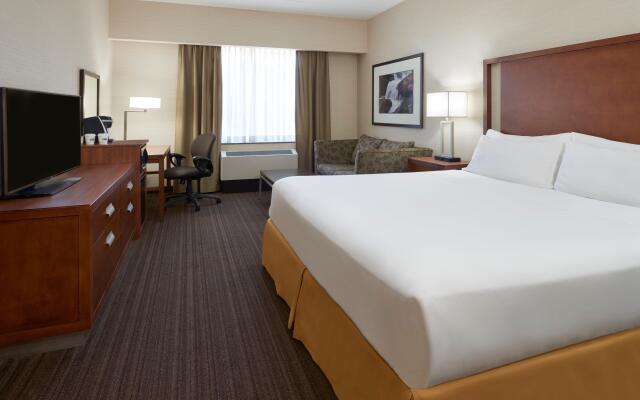 Holiday Inn Express & Suites Vaughan-Southwest by IHG