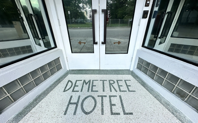 Demetree Hotel