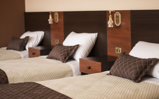Hotel Pairumani