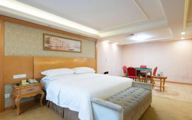 Vienna Classic Baiyun Dongping Zhong Road — фото 5