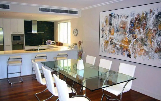 Mandalay Luxury Beachfront Apartments