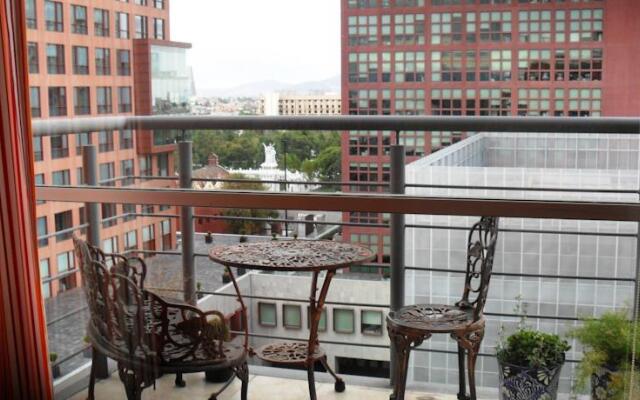 Modern Condo near Bellas Artes
