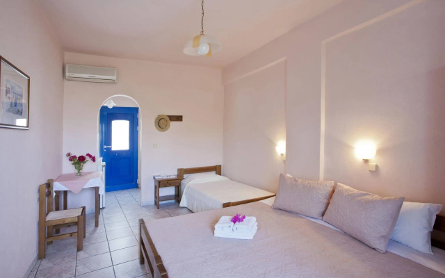 Stefano Apartments