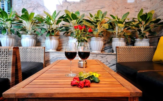 Apollo Hotel Nha Trang