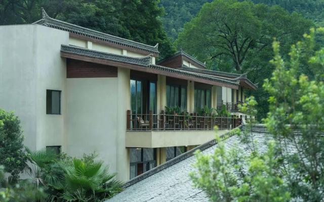 Zhensu Canyon Sanctuary
