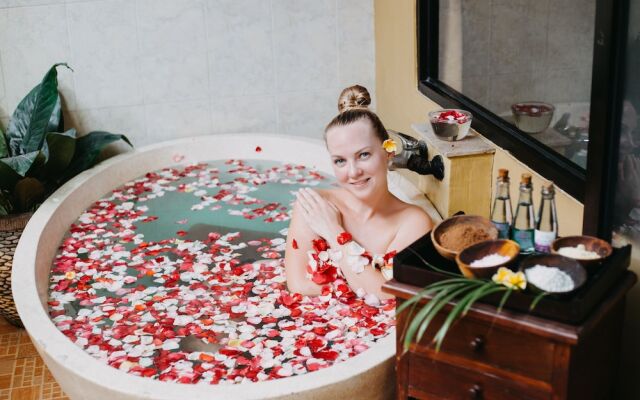 Royal Orchid Lodge