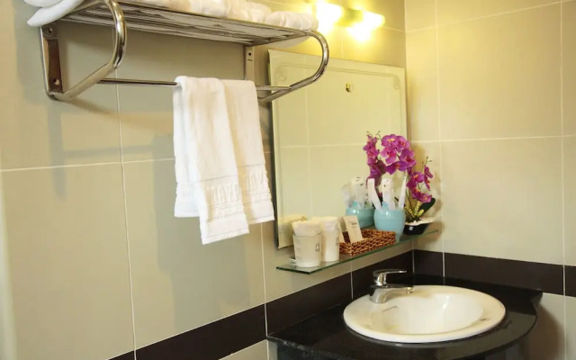 Mayfair Danang Hotel