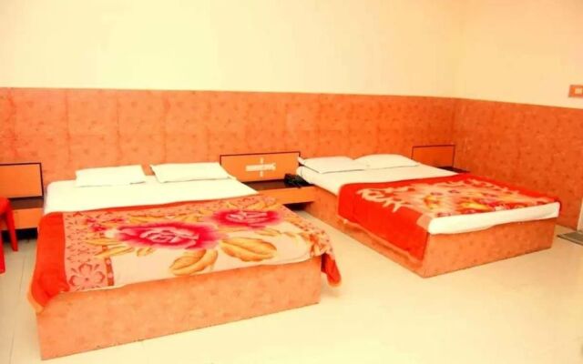 Hotel Meera