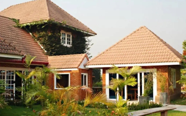 SaimoonburyResort