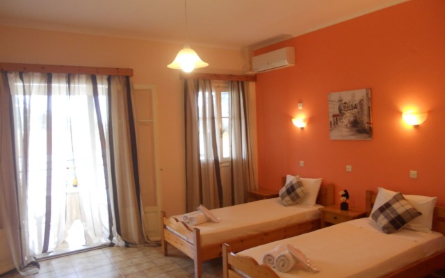 Elli Marina Studios and Apartments