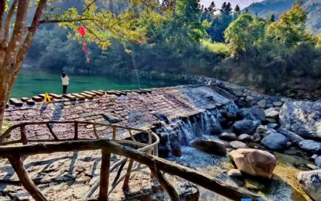 Shitai Qingfeng Chinese Inn (Guniujiang Scenic Area) – Outside – Chizhou