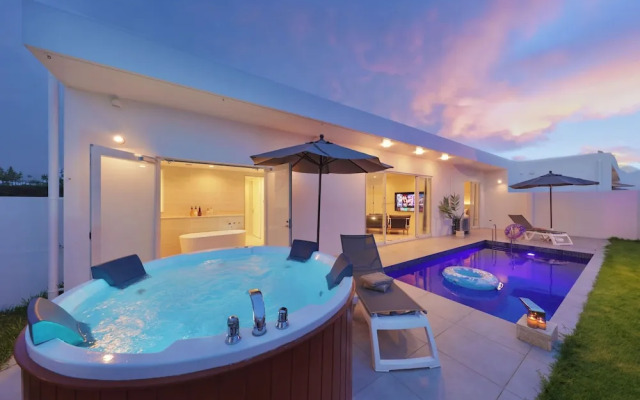 Crystal Villa Bayside