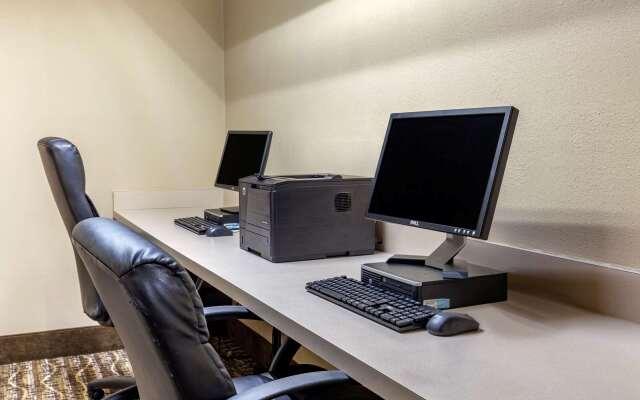 Comfort Inn Smithfield near I-95