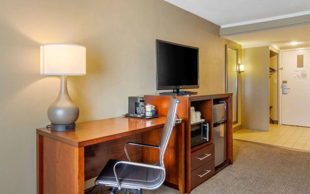 Holiday Inn Express Denver Central North by IHG