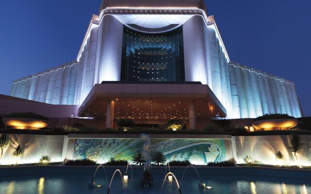 The Ritz-Carlton, Bahrain