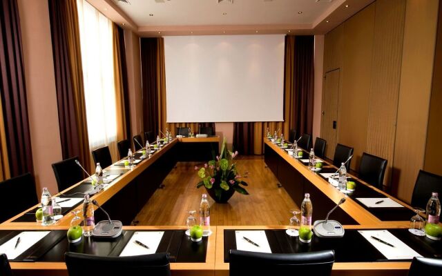 Отель Best Western Premier Hotel Slon