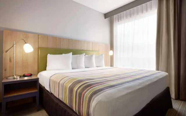 Country Inn & Suites by Radisson, Seattle-Bothell, WA