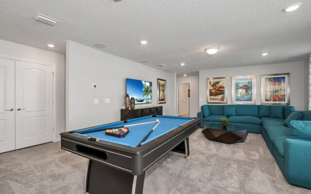 Private Pool Villa W/pool Table, On-site Waterpark