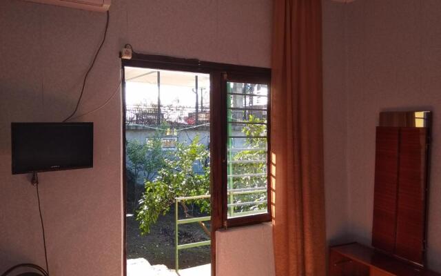 Guesthouse on Kabardinskaya 139a