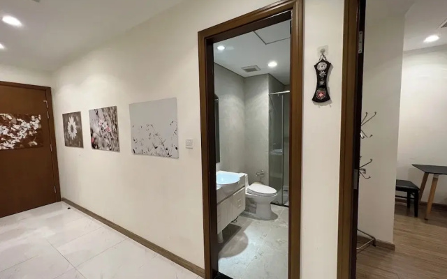 Enjoy Apartment in Vinhomes Central Park