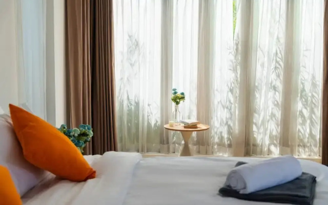 Spacious Private 4 BR Villa With a Working Office