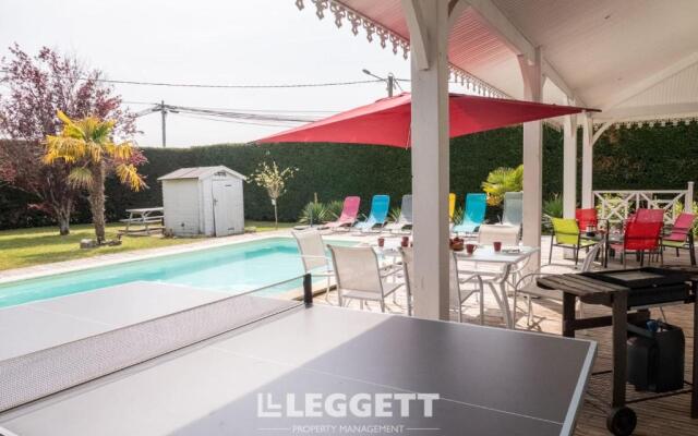 Beautiful Louisiana villa sleeps 6 with pool