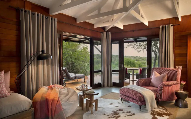 Ecca Lodge