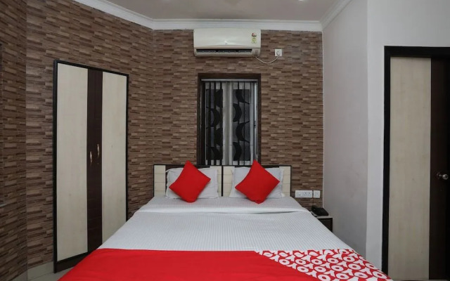 Hotel Neeranand Regency