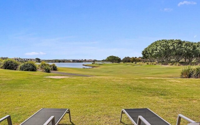 Fairways at Hope Island Resort