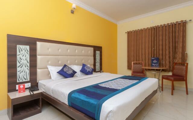OYO 7987 Hotel Carnation