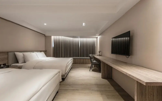 Spring's Rhapsody Hotel