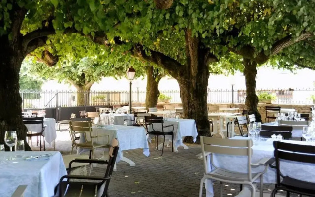 Hôtel Restaurant Emile Job