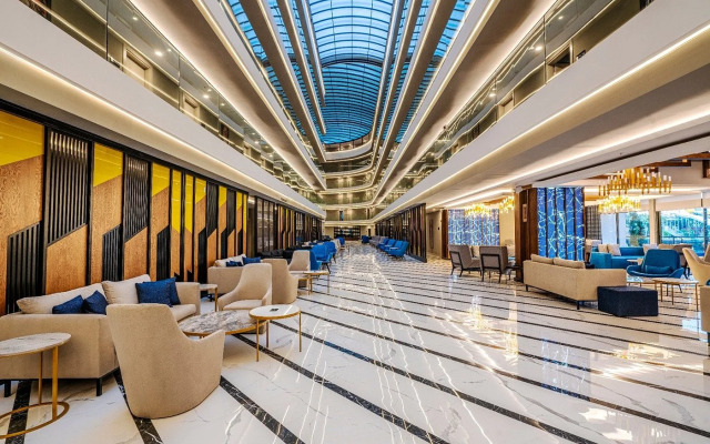 Arnor De Luxe Hotel