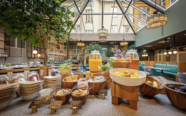 Karl Johans gate 35
