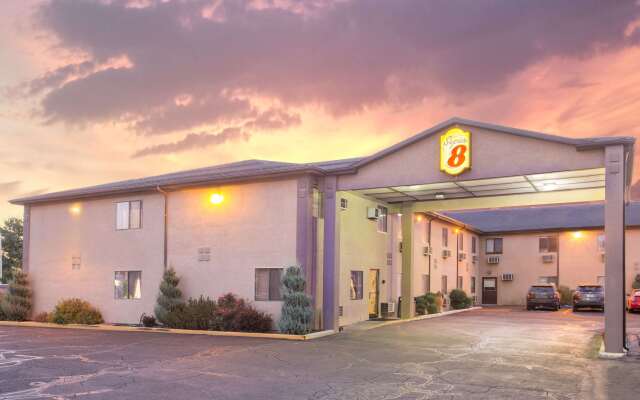 Super 8 by Wyndham Elko