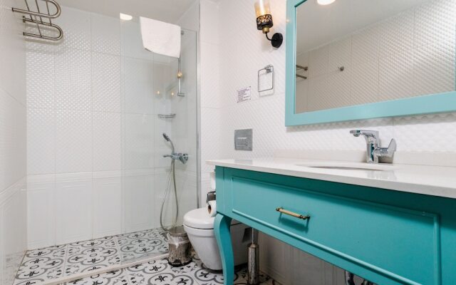 Avlu Alacati Butik Otel