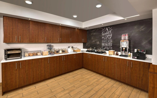 Towneplace Suites by Marriott Red Deer