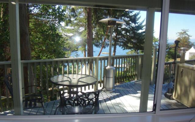 Rockwater Secret Cove Resort